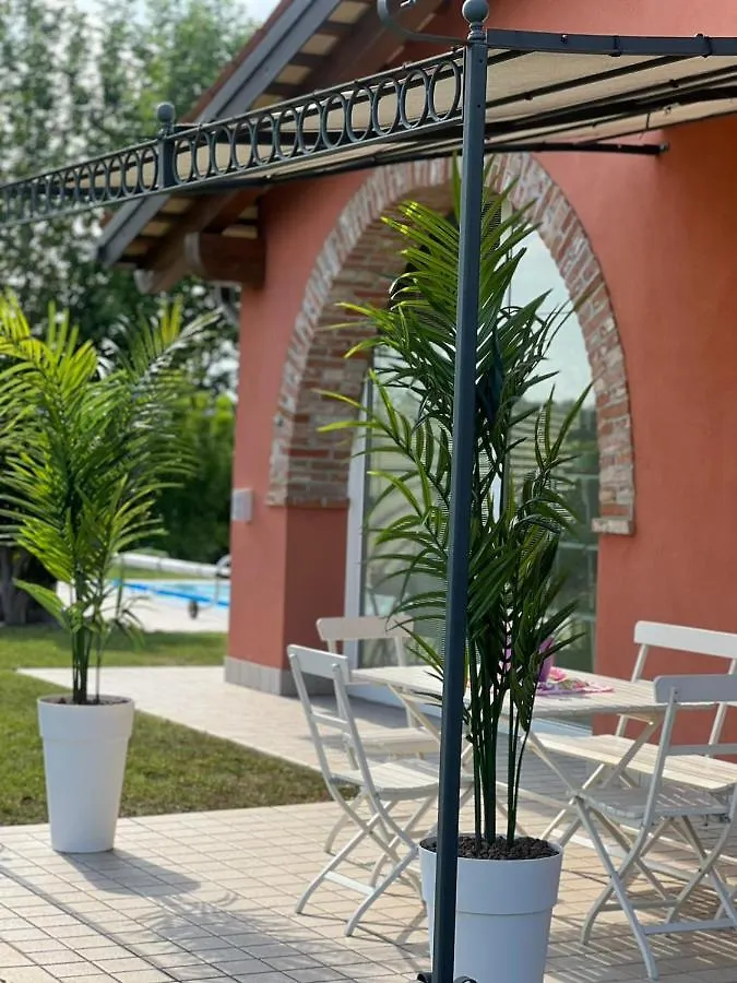 Room In Bb - Casa Belvedere - Complimentary Wifi And Private Parking Rosa 0*,